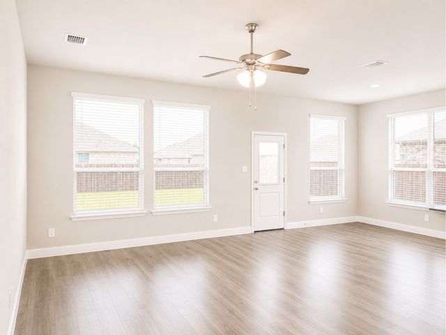 6002 14th Street, Midlothian, TX 76065