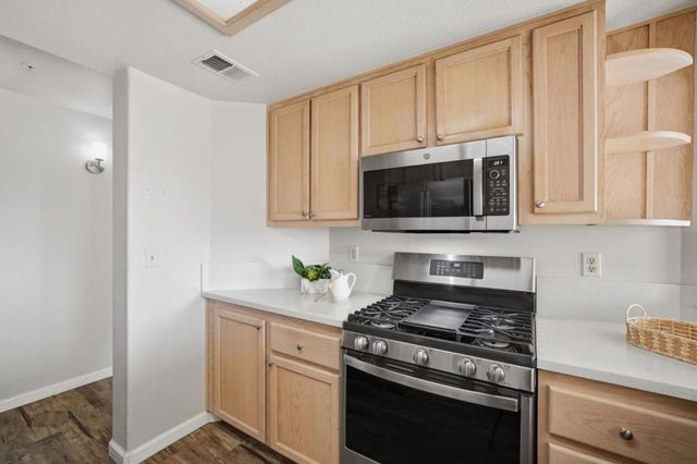 21314 Gary Drive 108, Hayward, CA 94546