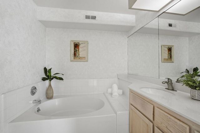 21314 Gary Drive 108, Hayward, CA 94546