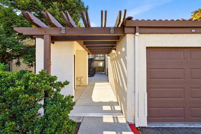 21314 Gary Drive 108, Hayward, CA 94546