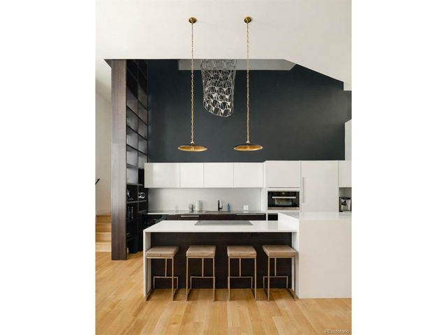 2556 18th St, Denver, CO 80211