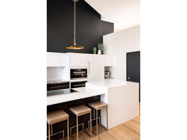 2556 18th St, Denver, CO 80211