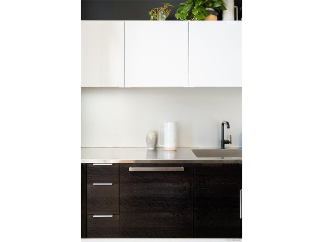 2556 18th St, Denver, CO 80211