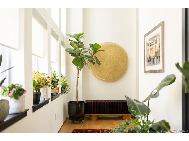 2556 18th St, Denver, CO 80211