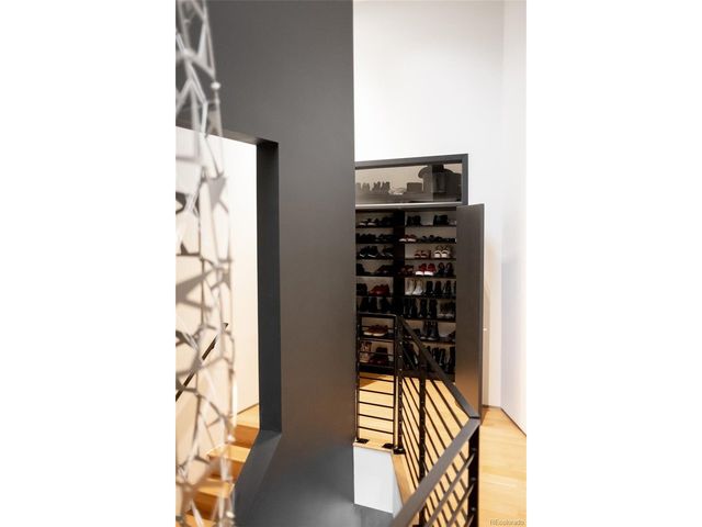 2556 18th St, Denver, CO 80211