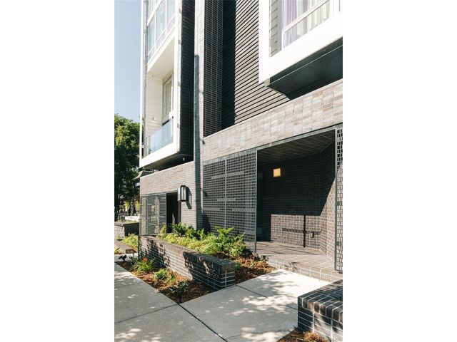 2556 18th St, Denver, CO 80211