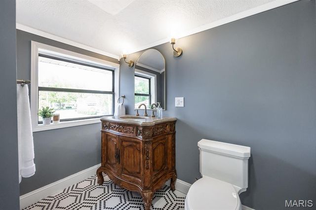 411 N Lincoln Avenue, O'fallon, IL 62269