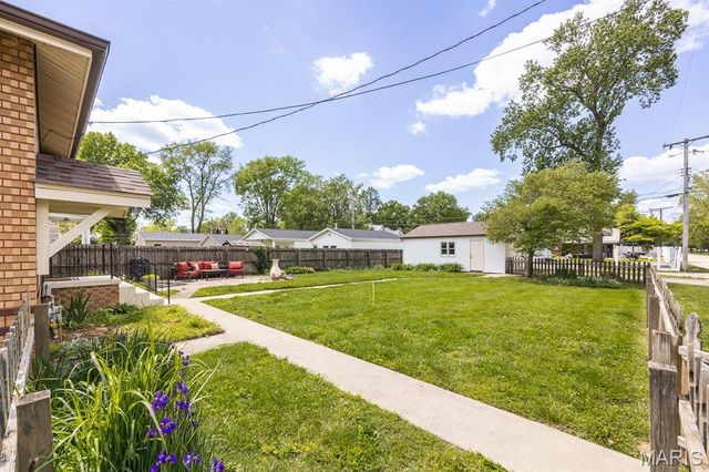 411 N Lincoln Avenue, O'fallon, IL 62269