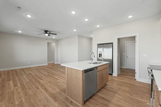 596 W Long Path Ct, Goddard, KS 67052