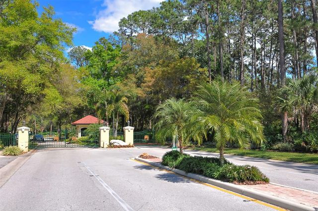 7363 OAK MOSS DRIVE 33, Sarasota, FL 34241