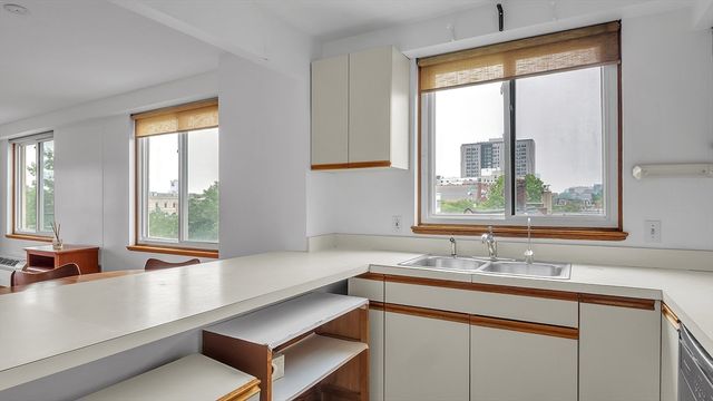 332 Franklin St Unit 501 501, Cambridge, MA 02139