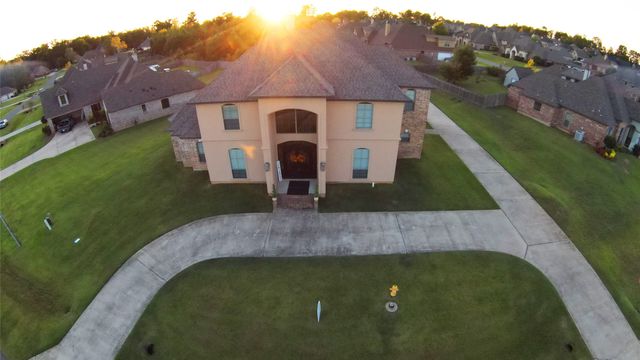 2115 Hollow Wood Way, Haughton, LA 71037