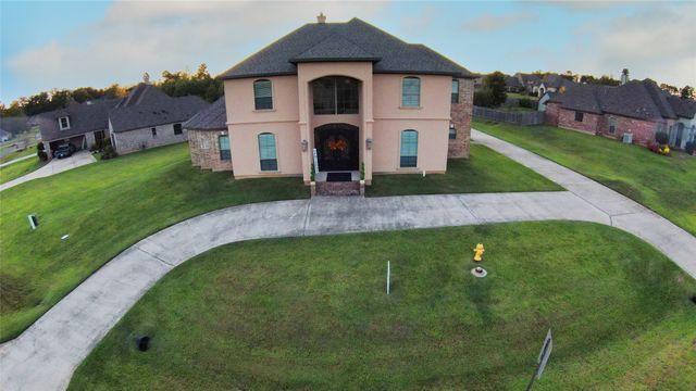 2115 Hollow Wood Way, Haughton, LA 71037