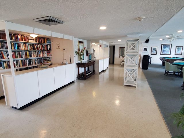 2611 N Riverside Dr 504, Pompano Beach, FL 33062