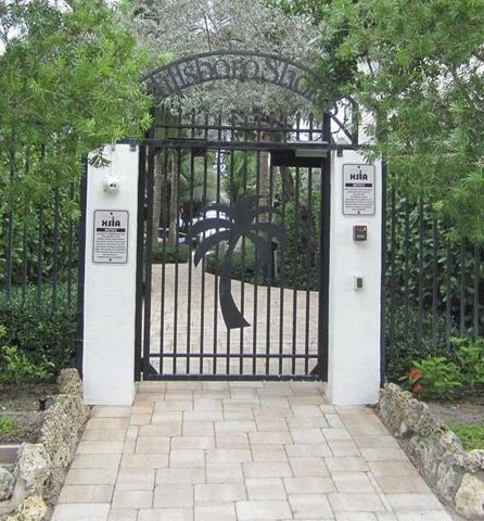 2611 N Riverside Dr 504, Pompano Beach, FL 33062