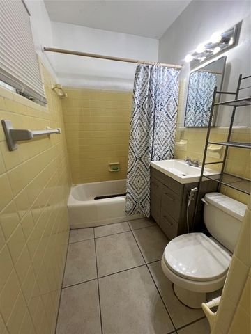 3111 NE 29th St 5, Fort Lauderdale, FL 33308