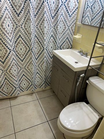 3111 NE 29th St 5, Fort Lauderdale, FL 33308