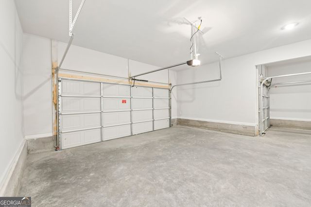 242 Fowler Farms Drive, Auburn, GA 30011