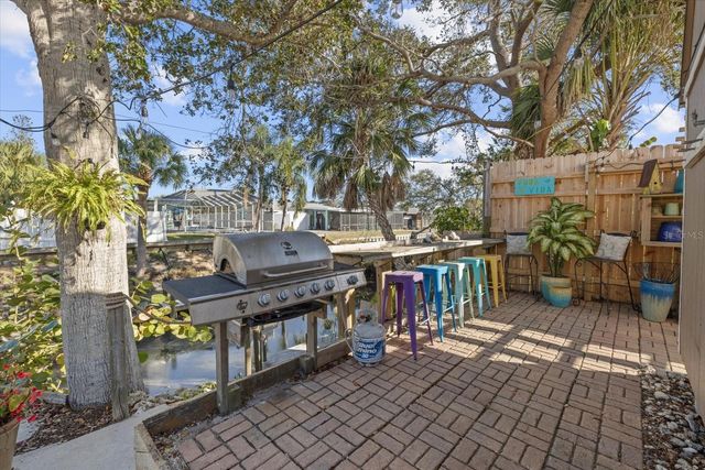 800 CHURCH STREET, Nokomis, FL 34275