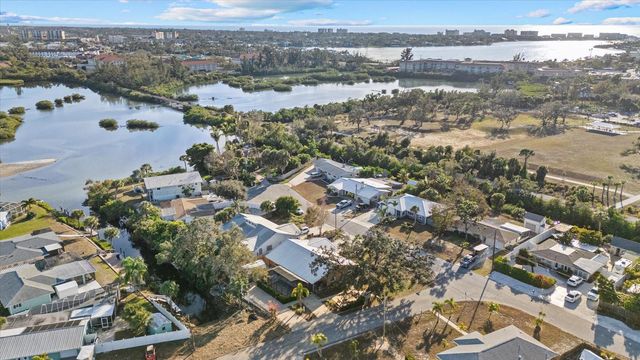 800 CHURCH STREET, Nokomis, FL 34275