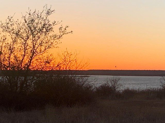 000 Twin Hills Road, Lake Bridgeport, TX 76426