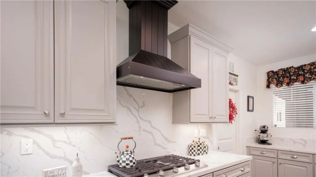 15002 Sagegrove Lane, Fontana, CA 92336