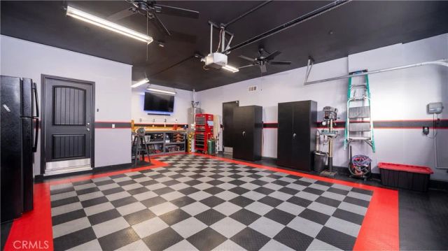 15002 Sagegrove Lane, Fontana, CA 92336