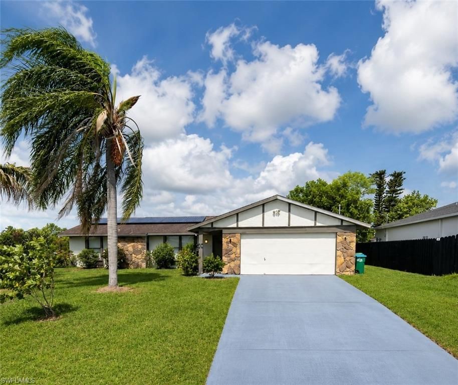 1409 NW 7th PL, Cape Coral, FL 33993