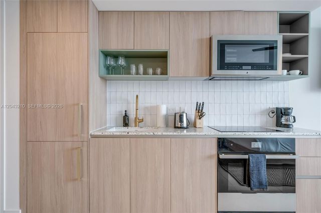159 NE 6th Street 4212, Miami, FL 33132