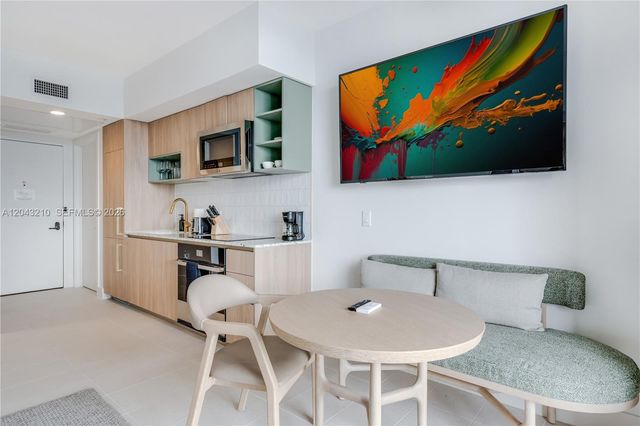 159 NE 6th Street 4212, Miami, FL 33132