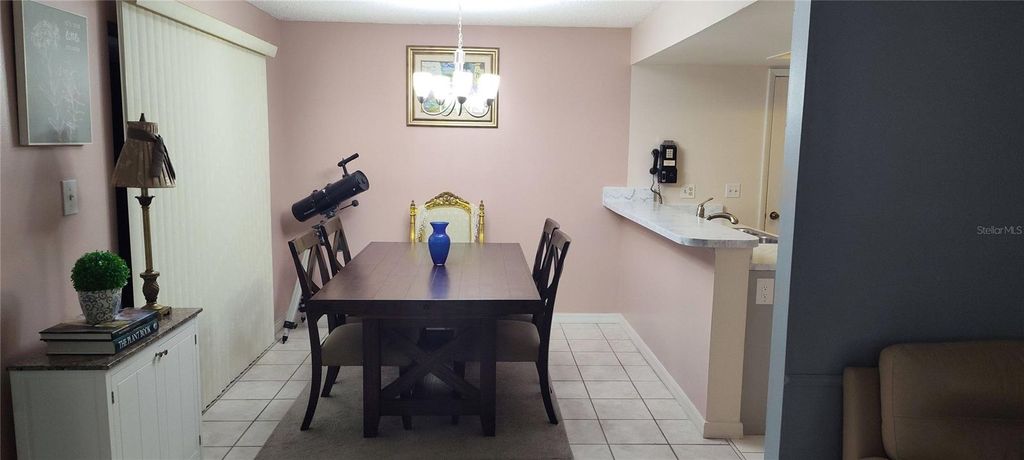 Image 11 of property listing at 5029 LEDGEWOOD WAY, Orlando, FL 32821