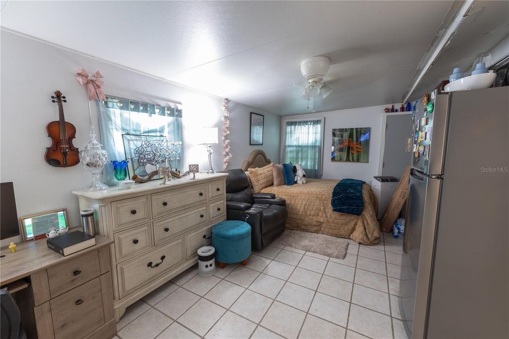 Image 13 of property listing at 5029 LEDGEWOOD WAY, Orlando, FL 32821