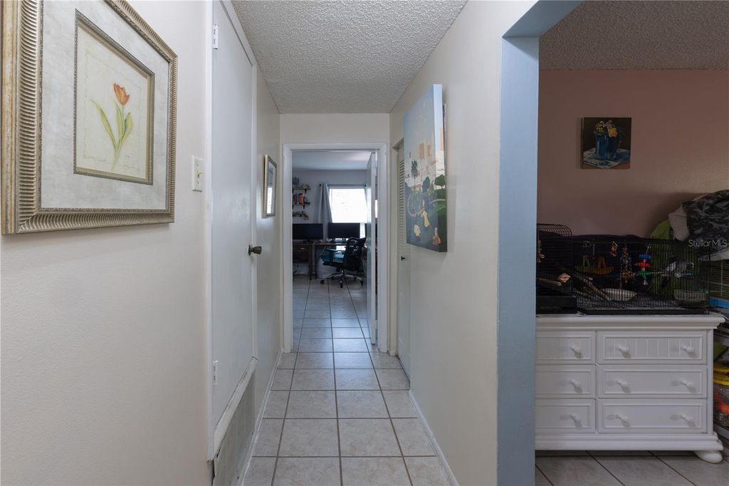 Image 16 of property listing at 5029 LEDGEWOOD WAY, Orlando, FL 32821