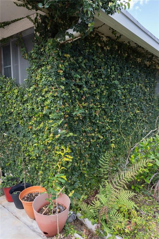 Image 23 of property listing at 5029 LEDGEWOOD WAY, Orlando, FL 32821