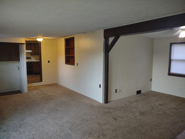 3420 E Valley Water Mill Road, Springfield, MO 65803