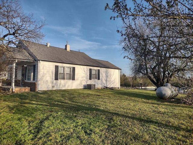 3420 E Valley Water Mill Road, Springfield, MO 65803