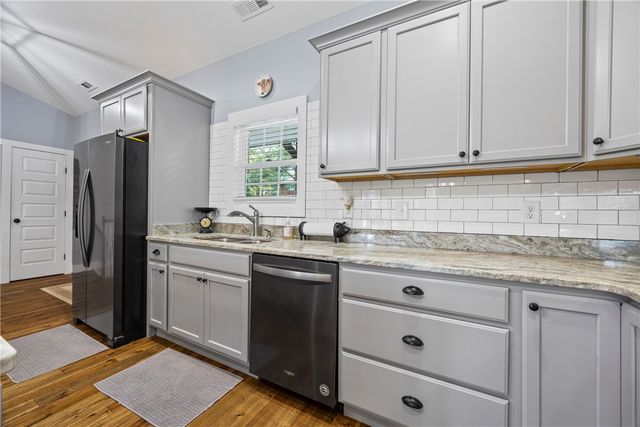 132 Cherokee Lane, Lavonia, GA 30553