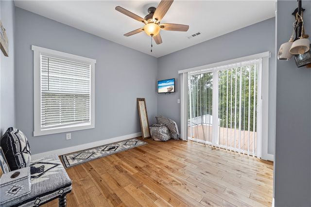 132 Cherokee Lane, Lavonia, GA 30553