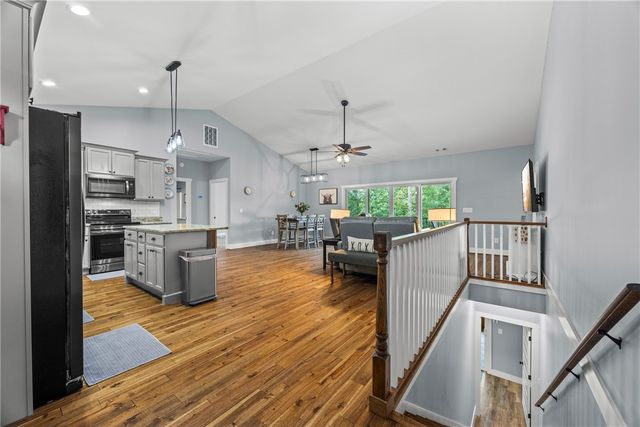 132 Cherokee Lane, Lavonia, GA 30553