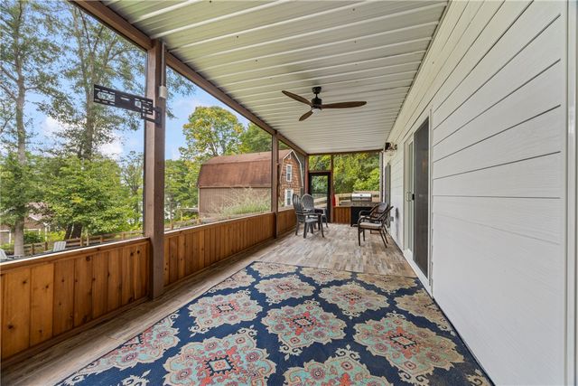 132 Cherokee Lane, Lavonia, GA 30553