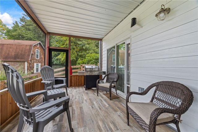 132 Cherokee Lane, Lavonia, GA 30553