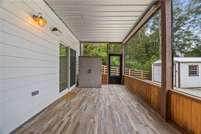 132 Cherokee Lane, Lavonia, GA 30553