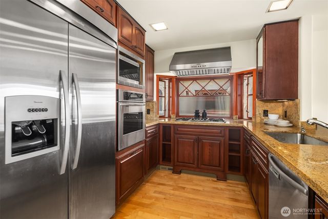 371 W Olympic Place, Seattle, WA 98119