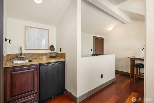 371 W Olympic Place, Seattle, WA 98119
