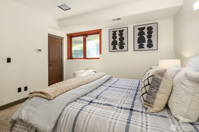 371 W Olympic Place, Seattle, WA 98119