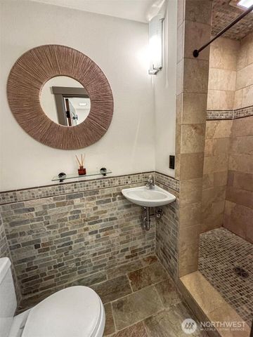 371 W Olympic Place, Seattle, WA 98119