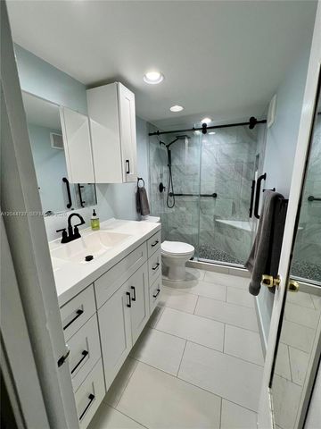 3745 SW 59th Avenue 124, Davie, FL 33314