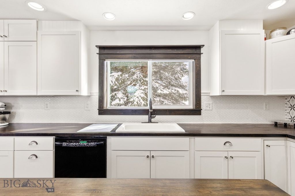 12977 Cottonwood Road, Bozeman, MT 59718 photo 10