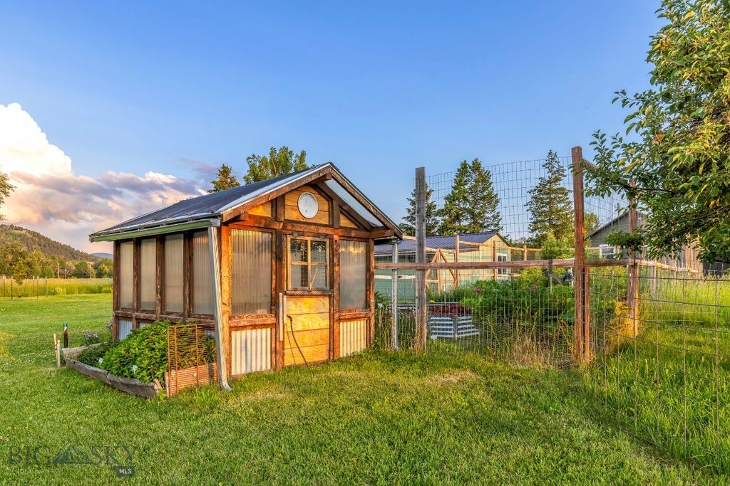 12977 Cottonwood Road, Bozeman, MT 59718 photo 59