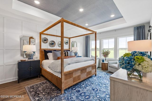 28 Tee Place, Neptune Township, NJ 07753